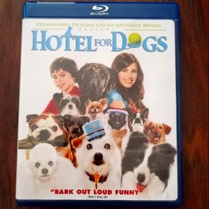 DreamWorks HOTEL FOR DOGS on BLU-RAY